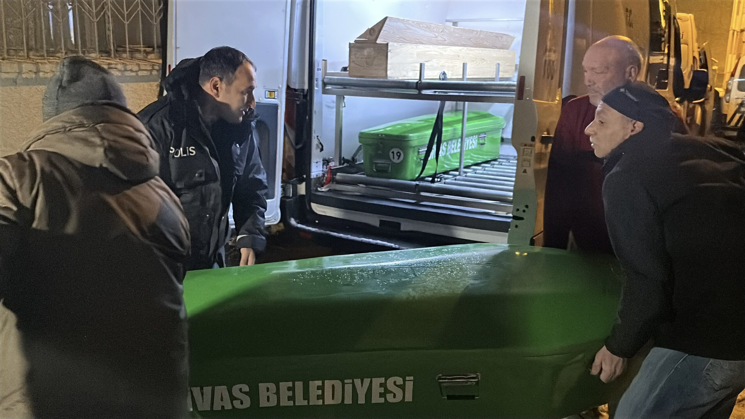 Emekli Ogretmen Kardeslerden Biri Soba Faciasinda Hayatini Kaybetti Ekol scaled