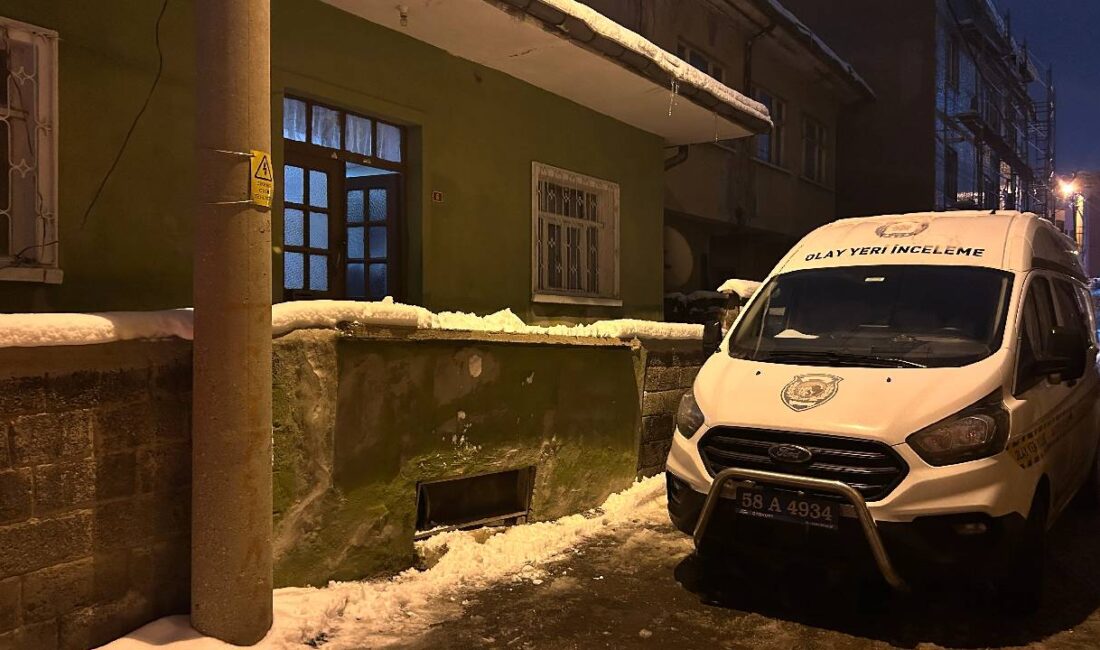 Sivas’ta Kömür Sobasından Zehirlenen Emekli Öğretmen Öldü, Kardeşi Hastanede Tedavi