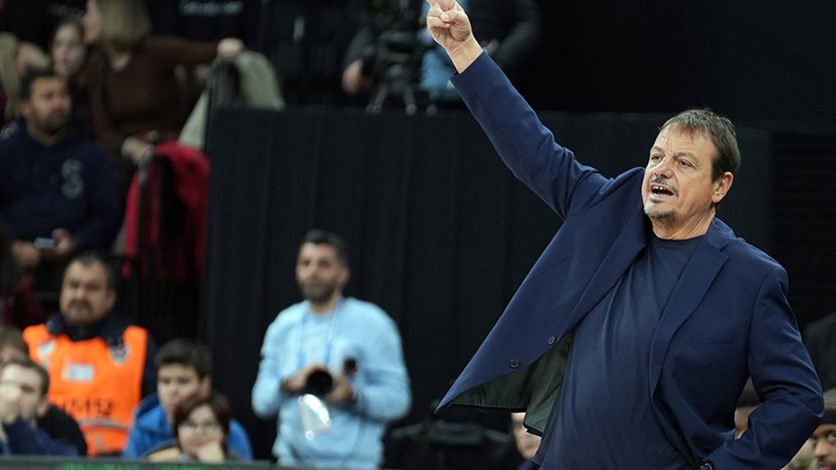 Anadolu Efes’e Deplasmanda Mağlup Olan Panathinaikos Başantrenöründen Açıklama Panathinaikos Başantrenörü,