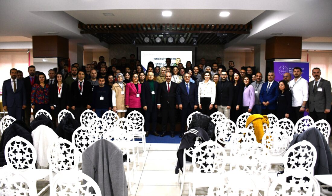 Eskişehir’de Öğretmenlere Yönelik Yenilikçi Yaklaşımlar ve Teknoloji Kullanımı Eğitimi Başladı