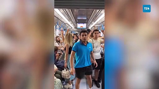 Atanmamış bir genç, İstanbul Marmarayda hayal kırıklığı yaşıyor. İki farklı
