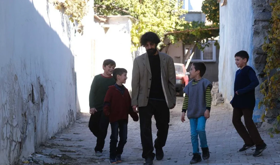 TRT Gönül Dağı 157. Bölüm Özeti: Taner, babasının davası hakkında