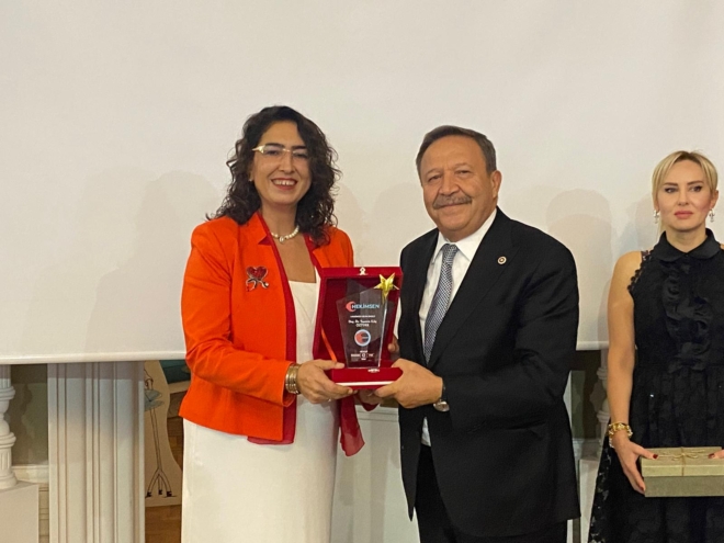 HEKİMSEN Bilim Ödülleri sahiplerini buldu