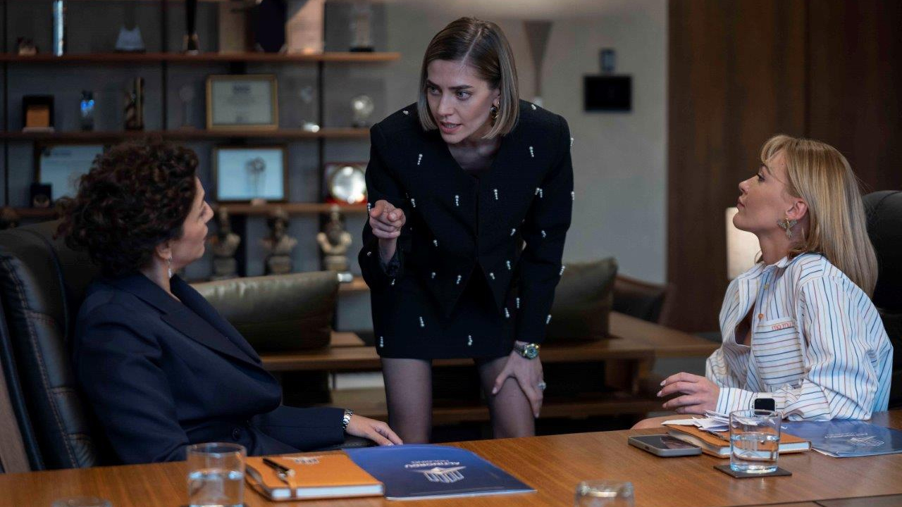 ATV’nin yeni dizisi Holding, izleyicileri büyüleyen güçlü oyuncu kadrosu ve