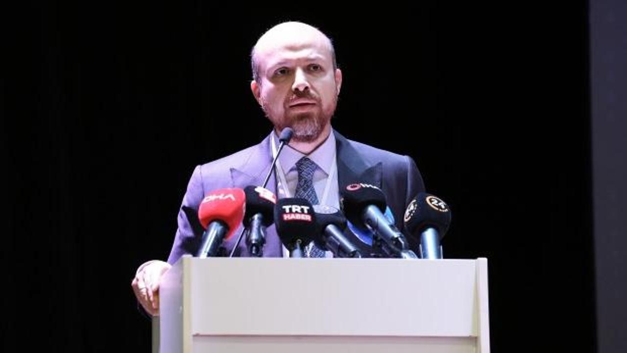 YETEV Eğitim Teknolojileri Zirvesi’nde Yapay Zeka ve Dijital Beceriler Ele