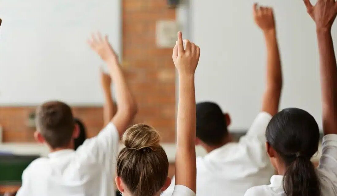 Okul Kıyafetleri Yönetmeliğinde Değişiklik: Artık Okul Müdürlükleri Belirleyecek Yönetmelik Değişikliği