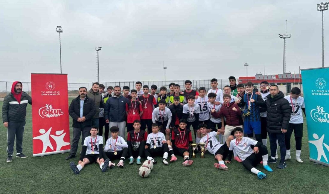Okul Sporları Futbol Müsabakaları Kocatepe Spor Kompleksi’nde Gerçekleşti Gençlik ve