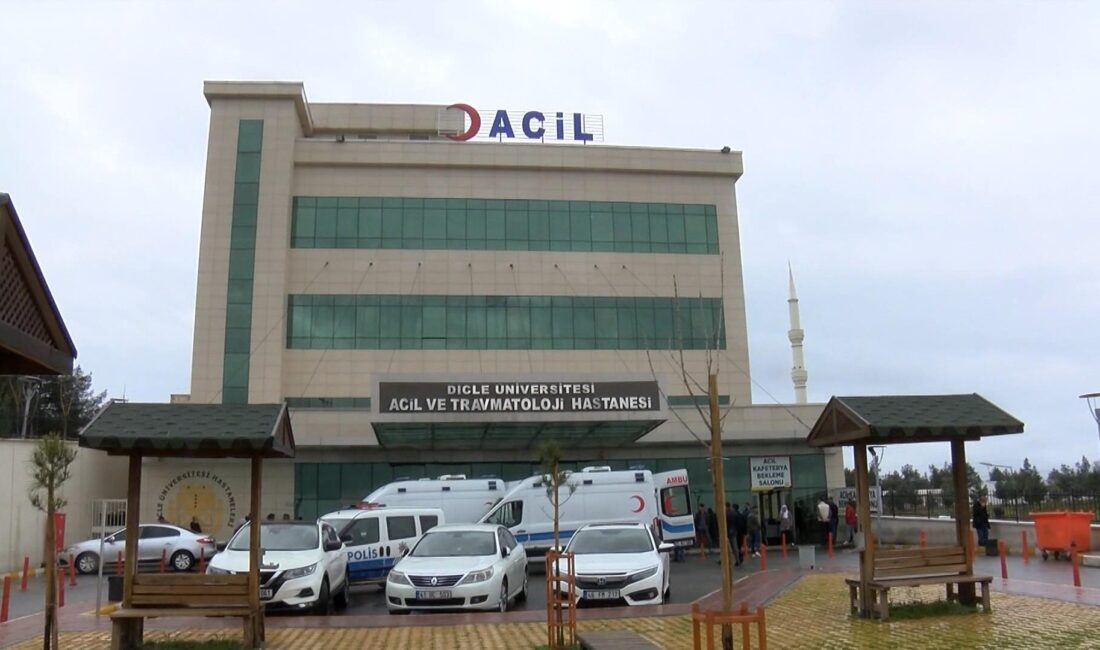 Öğretmen Sobaya Tutuşturucu Jel Döktü, YaralandıHaberin BaşlıklarıÖğretmen Sobaya Tutuşturucu Jel
