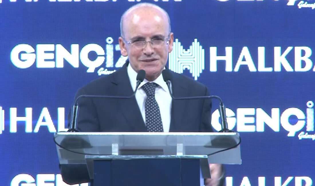 Hazine ve Maliye Bakanı Mehmet Şimşek, Gençlerle BuluştuHaberin BaşlıklarıHazine ve