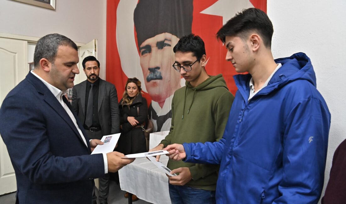 Süleymanpaşa Belediyesi Lise Öğrencilerine Öğrenci Kartı Dağıtıyor Öğrenci Kart Projesi