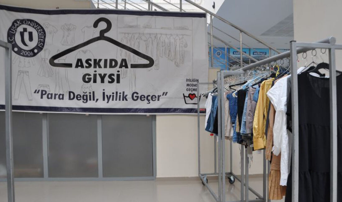Uşak Üniversitesi Öğrenci Butiği, Öğrencilere Kışlık Giysi Desteği Sağlıyor Uşak