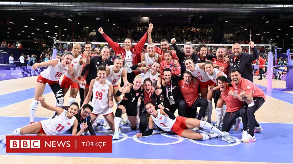 Türkiye’de Voleybol Rüzgarı Esti: Filenin Valide Sultanları ve Anne Voleybol