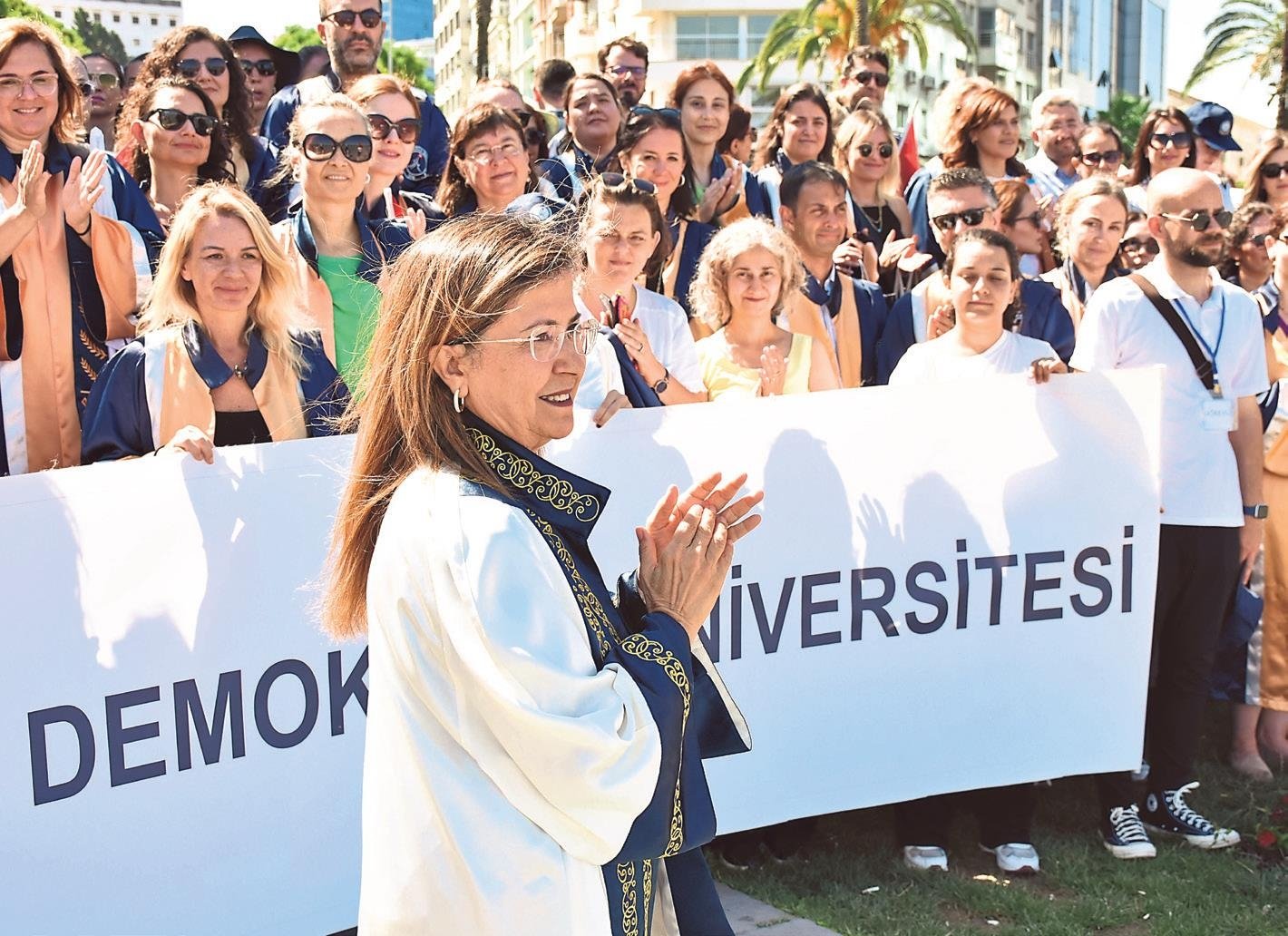 8 Yillik Universite Seruveninde Unutulmaz Basarilar