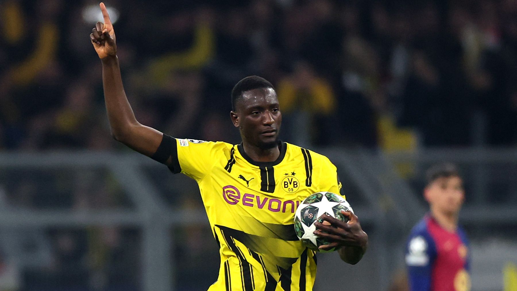 Borussia Dortmund’un Afrikalı Forveti S. Guirassy, Barcelona Karşısında Parladı Guirassy,
