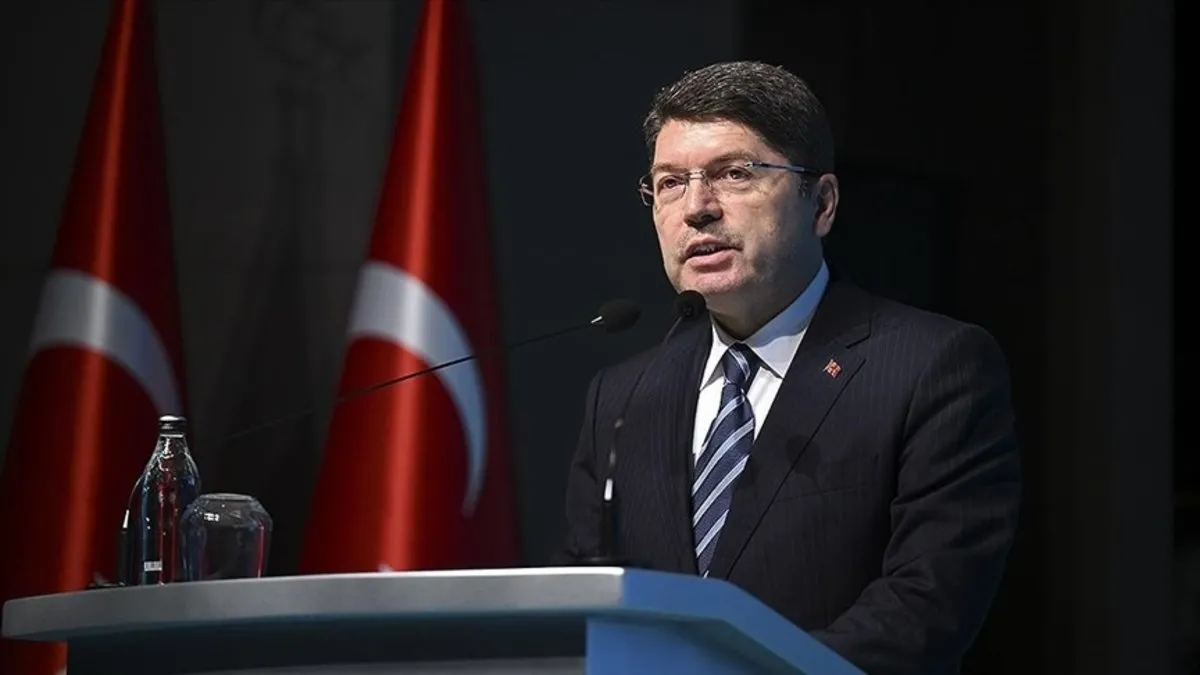 Rasim Ozan Kütahyalı Hakkında Soruşturma Başlatıldı Rasim Ozan Kütahyalı’nın CHP