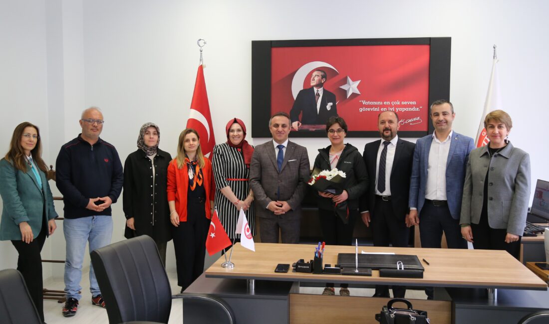 Üniversitemiz Lisansüstü Eğitim Enstitüsü’nde Görev Devir Teslim Töreni Gerçekleştirildi Devir
