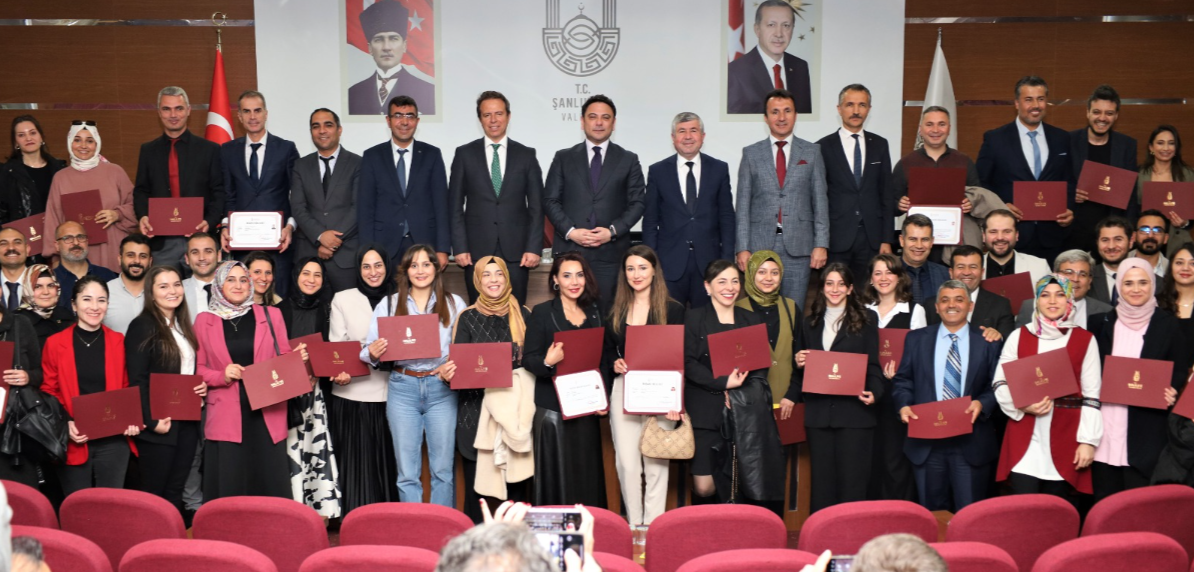 Şanlıurfa Valiliği’nde Eğitimde Başarı Ödül Töreni Gerçekleştirildi Şanlıurfa Valiliği Konferans