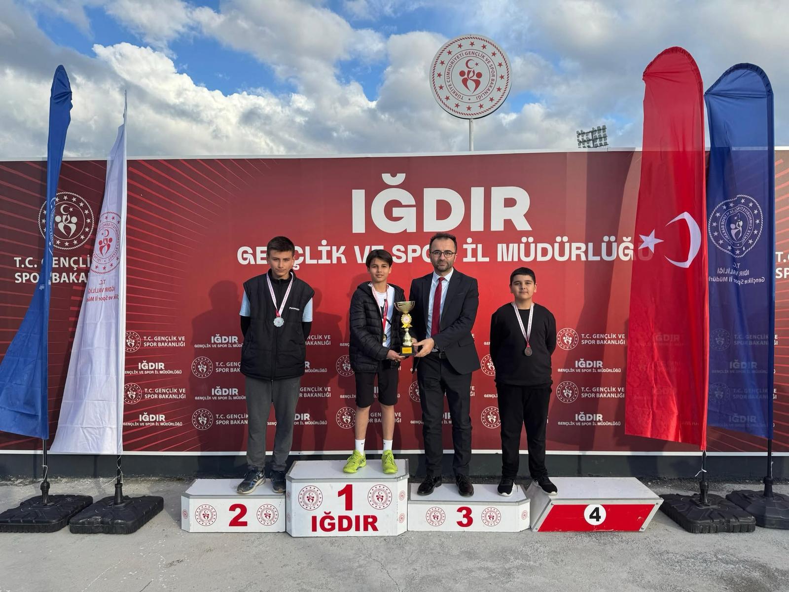 Igdirda Gerceklesen 23 Nisan TBMM Tenis Kupasi Turnuvasi Tamamlandi