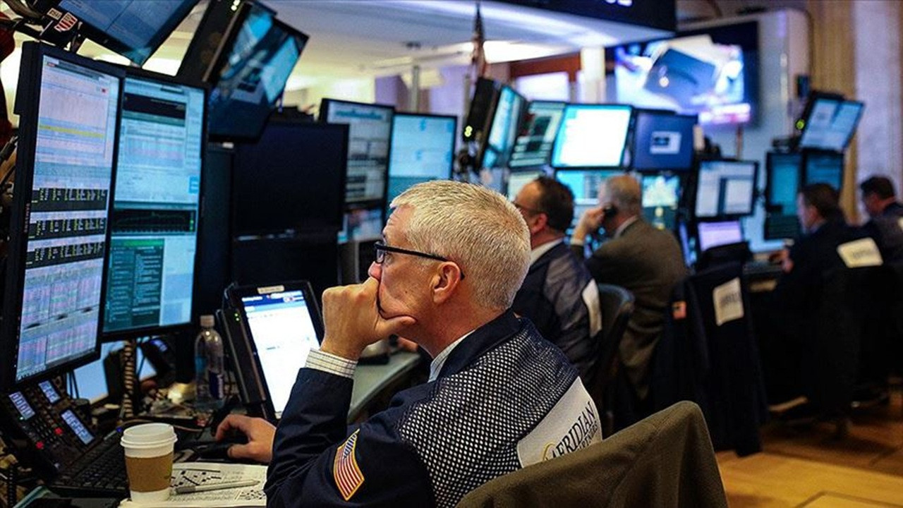 Jpmorgan Trump Baskisi Altindaki Sp 500 Icin Hedef Fiyatini Asagi
