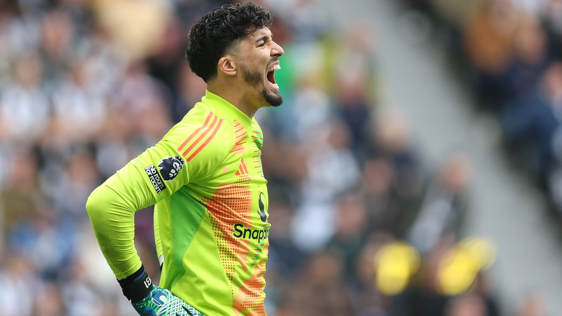 Altay Bayındır, Manchester United’da Beklenmedik Bir Durumla Karşılaştı Manchester United’ın
