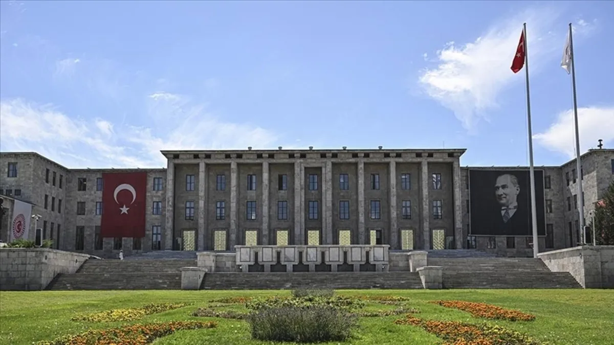 Milyonlarca Vurgun Ankara’da Ortaya Çıktı: Danışmanları Dolandırıp Milyonluk Borçlarla Kayıplara