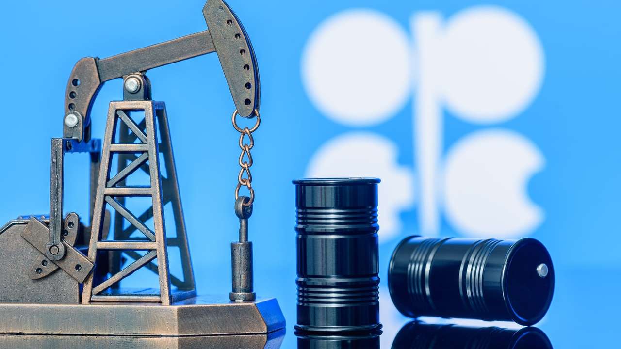 Capital Economics: OPEC ve IEA’nın Petrol Talep Tahminleri Aşırı İyimser