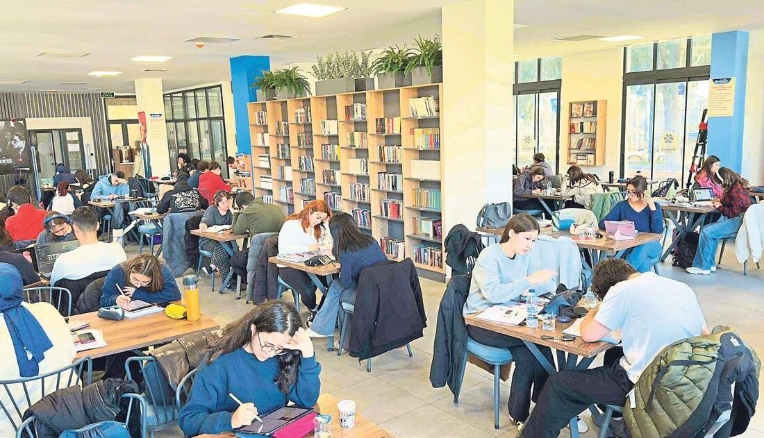 Aydın Büyükşehir Belediyesi’nin Öğrencilere Sağladığı Eğitim Destekleri Modern Çalışma Ortamları