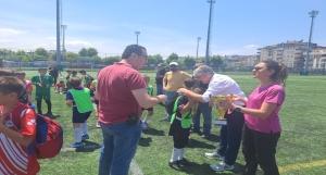 Merkez İlkokulları Futbol Şenliği Başarıyla Tamamlandı 30-05-2025