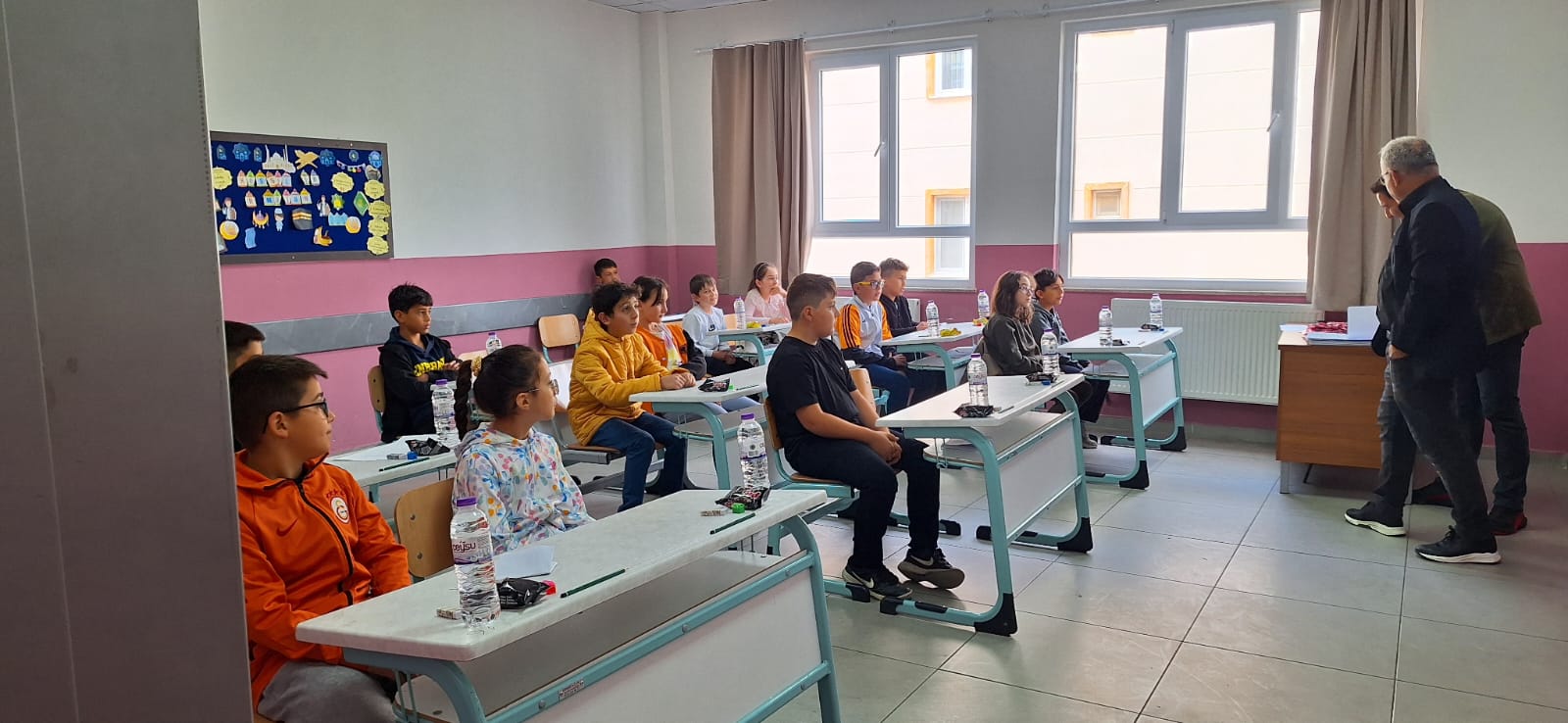 1748722070 Imam Hatip Ortaokulunda Kayit Sinavi Coskusu ve Heyecani