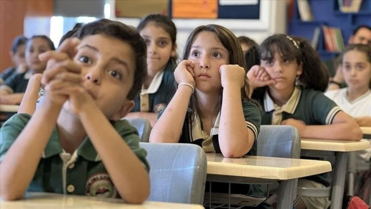 29 Mayıs okullar tatil mi, yarın okul var mı? Resmi tatil kapsamına giren günler 2025