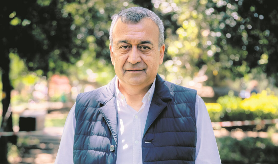 Türkiye’nin Tekstil Sektöründe Rekabetçilik Sorunları: Yüksek İş Gücü MaliyetleriHaberin BaşlıklarıTürkiye’nin