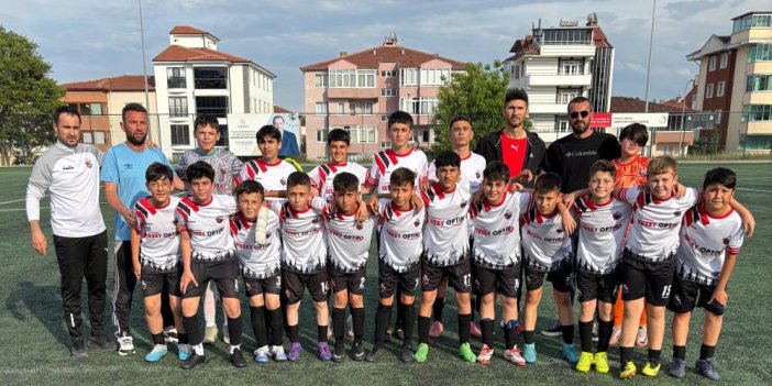Bilecik Futbol Akademi U13 Gençler Ligi’ne Fırtına Gibi BaşladıHaberin BaşlıklarıBilecik