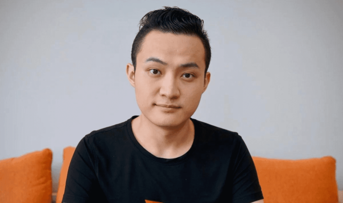 Donald Trump’tan Justin Sun’a Özel Hediye: Lüks Altın SaatHaberin BaşlıklarıDonald