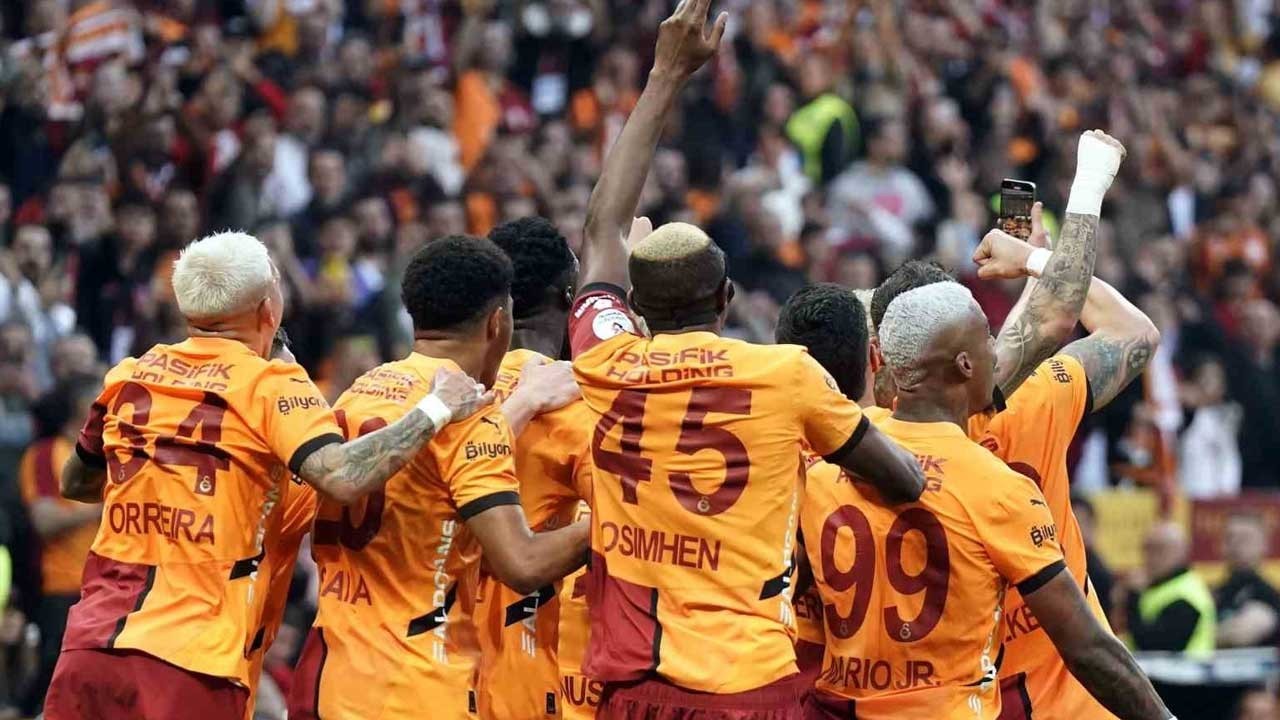 Galatasaray Sampiyonluk Kutlamasi Hangi Kanalda Canli Yayinda
