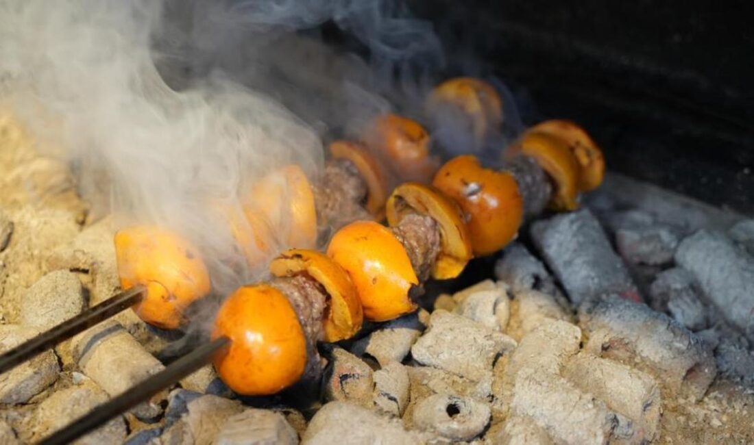 Gaziantep’te Yenidünya Kebabı: İlkbaharın Lezzet Ziyafeti Gaziantep Mutfağının İncisi: Yenidünya