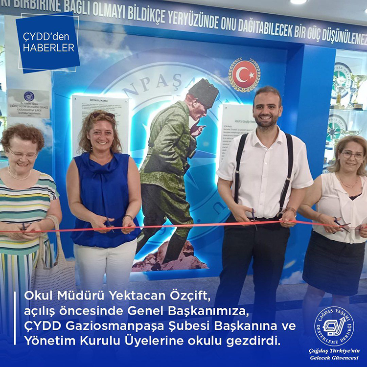 Gaziosmanpaşa'daki Ortaokulda Atatürk Köşesi