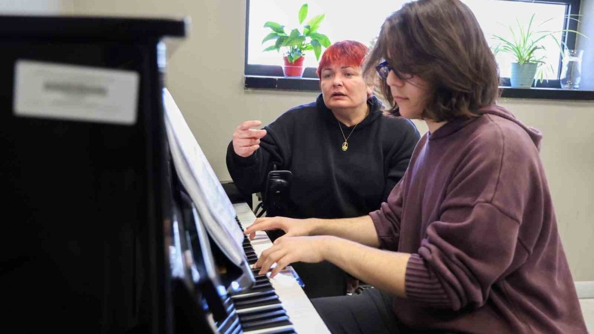 Genc Piyanist Dunyanin Onde Gelen Muzik Okulunda Egitim Firsati Yakaladi