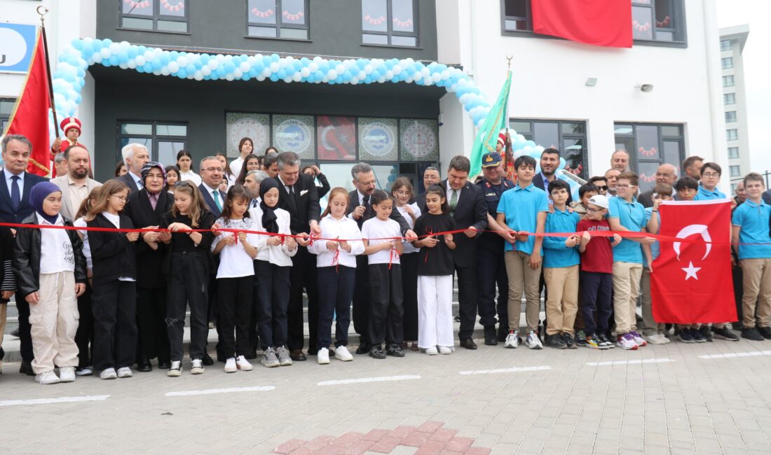Eskişehir’de Yeni Okul Açılışı: Eğitimde İlerlemeHaberin BaşlıklarıEskişehir’de Yeni Okul Açılışı: