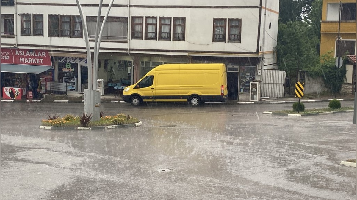 Karabük'te sağanak yağış