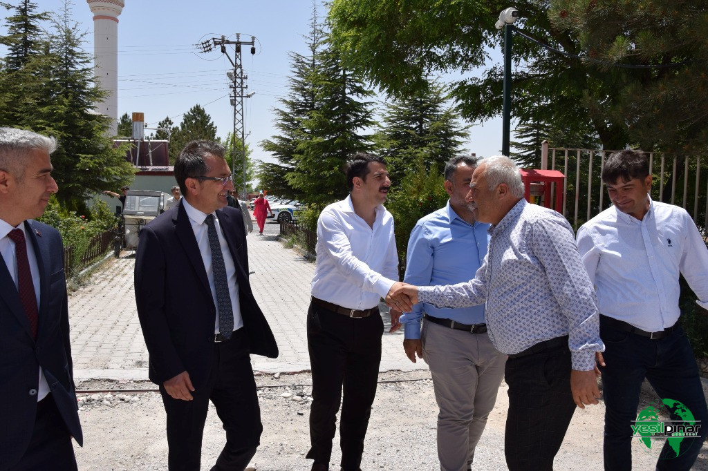 Karapinarda Okul Gereksinimleri Icin Hayir Kermesi Yapildi