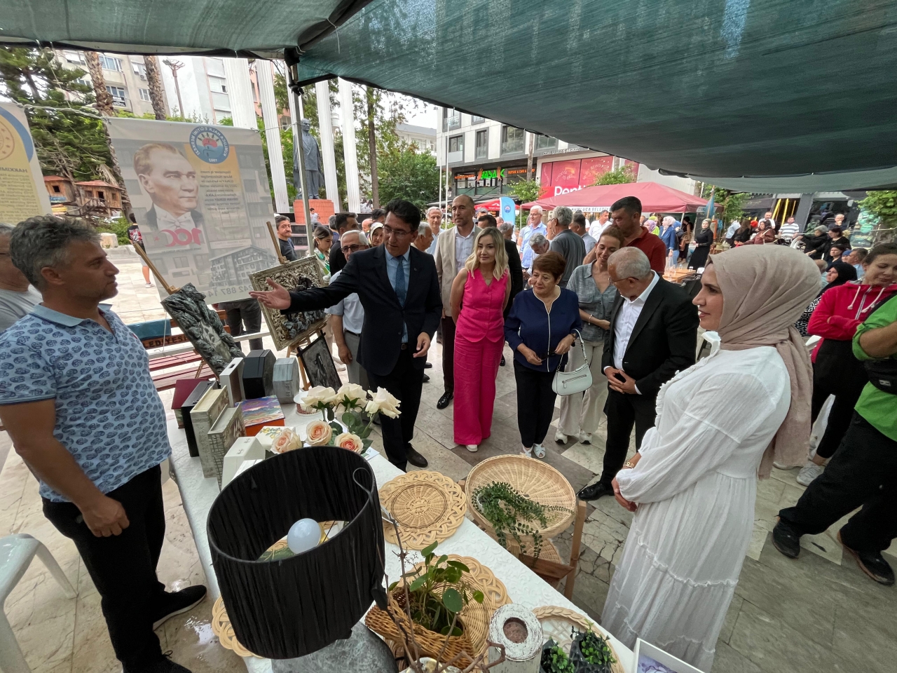 Kumluca Halk Egitim Merkezi Yil Sonu Sergisi Sobra Acildi