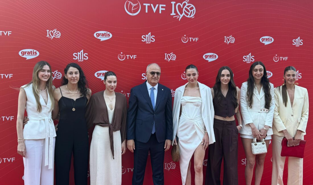 Türkiye Voleybol Federasyonu, A Milli Takımlara Moral Gecesi DüzenlediHaberin BaşlıklarıTürkiye
