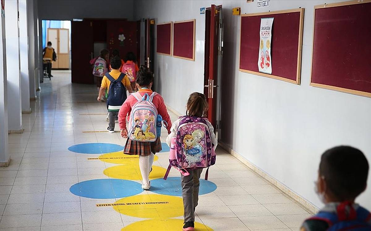 okul ne zaman kapanıyor 2025, okullar ne zaman tatil, yaz tatili ne zaman başlayacak, okul yaz tatili ne zaman 2025, yaz tatili