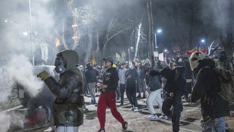 Ekrem İmamoğlu’nun Tutuklanmasının Ardından Saraçhane’de Gözaltına Alınan 14 Öğrenci Tahliye
