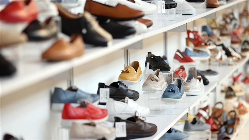 markdown # Ayakkabı Sektörü: Dönüşüm Zamanı ve Yerli Ürünlere Teşvik