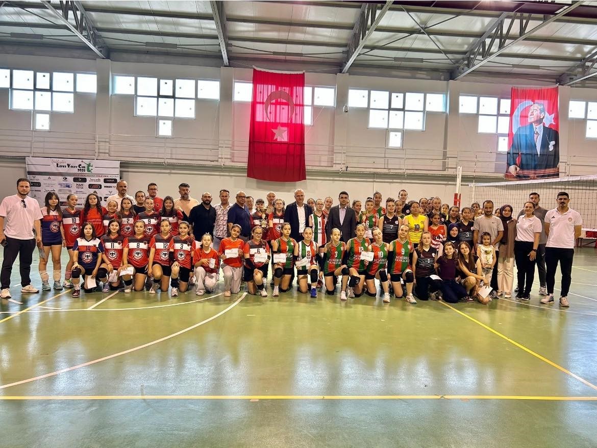 1749067852 Osmaneli Spor Kulubunden Lefke Voley Cup 2025 Turnuvasi Basladi
