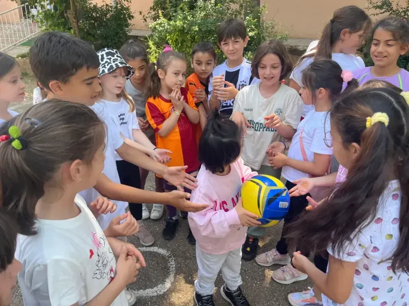 Down sendromlu diye okula gönderilmedi, bir öğretmen hayatını değiştirdi