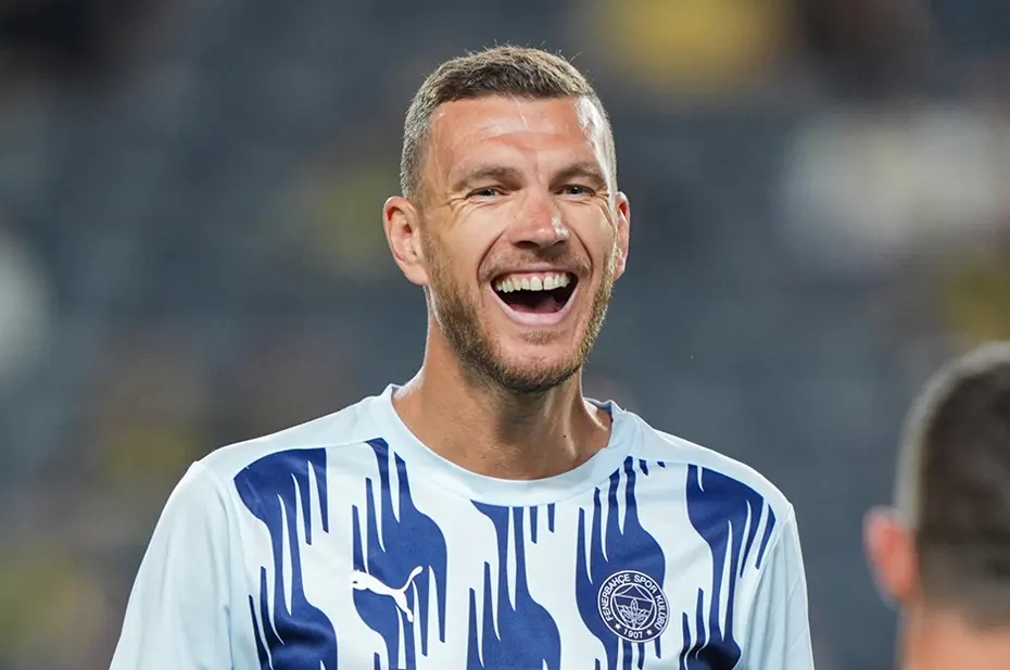 Dzeko'dan Fenerbahçe kararı: Teklif ortaya çıktı - 2 Dzeko'dan Fenerbahçe kararı: Teklif ortaya çıktı - 2