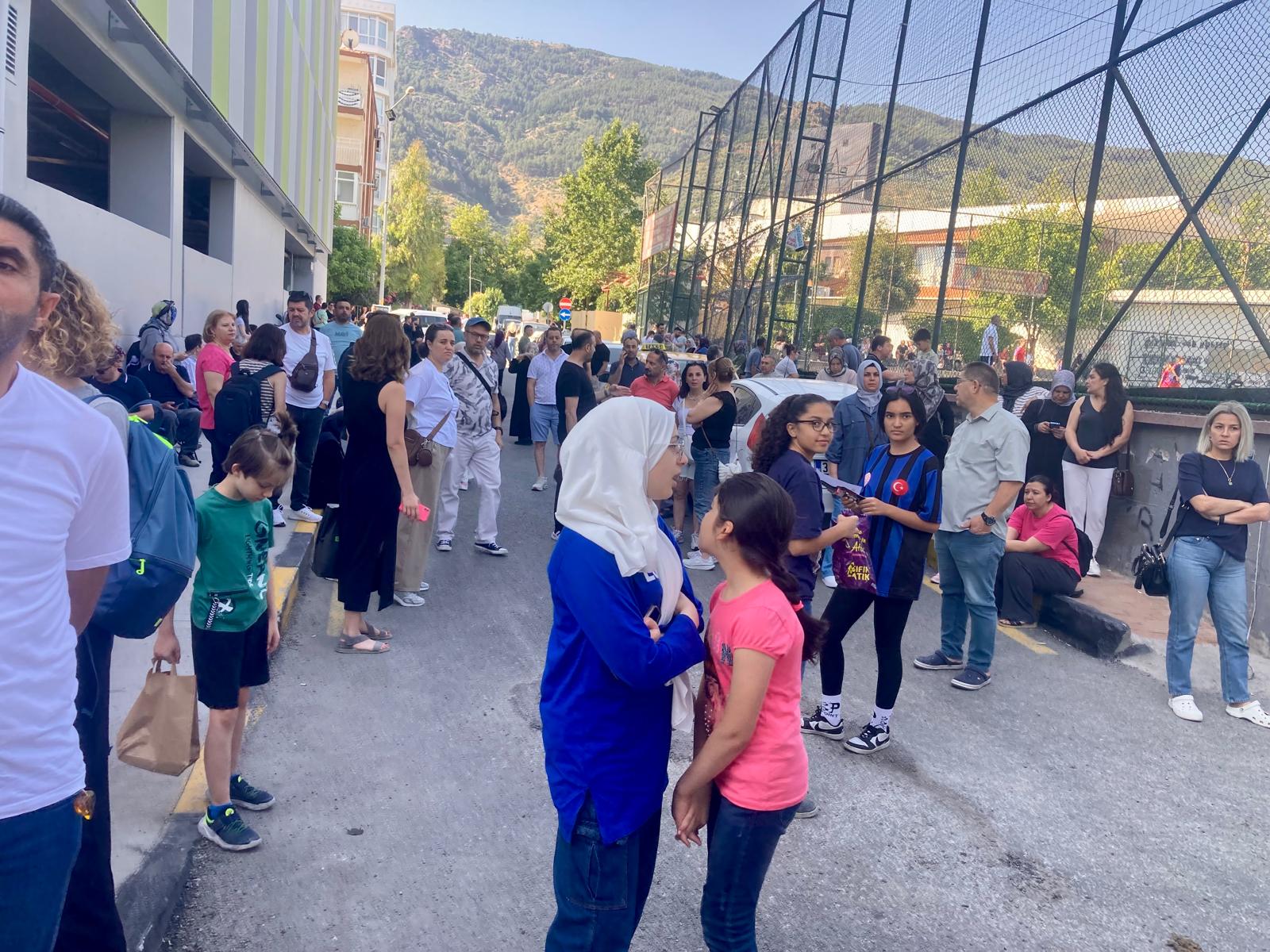 Manisa’da 16 Bin 47 Öğrenci LGS'ye Girdi