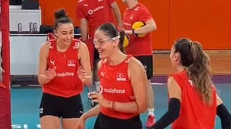 A Milli Kadın Voleybol Takımı